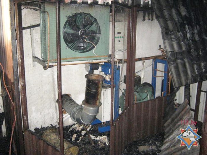 В Горках горело здание "Пельмень-общепит"