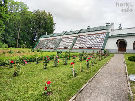 Дорога в оранжерею.