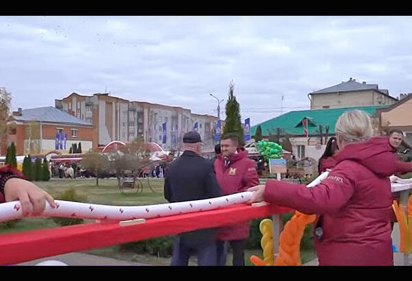 Посмотрите на самую длинную в Беларуси колбасу