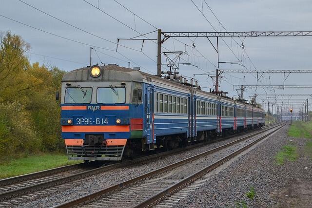 На майские праздники Белорусская железная дорога назначила 96 дополнительных поездов. Они будут ходить с 26 апреля по 15 мая 2024 года, информирует пресс-служба железной дороги.