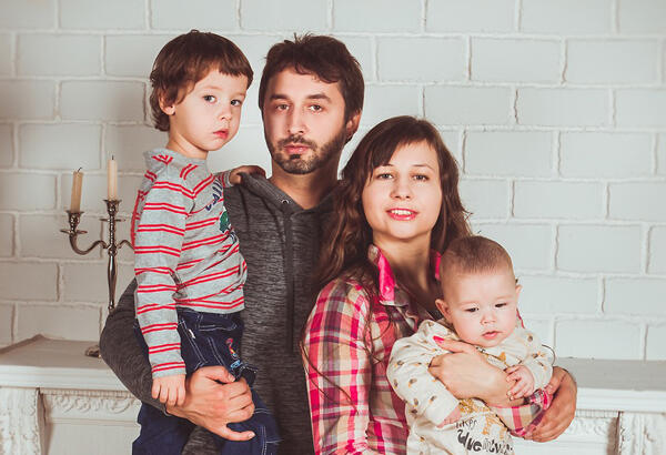 Молодая семья с двумя детьми имеет право на льготный кредит на жилье, сообщил Валерий Ковальков, заместитель министра труда и социальной защиты.